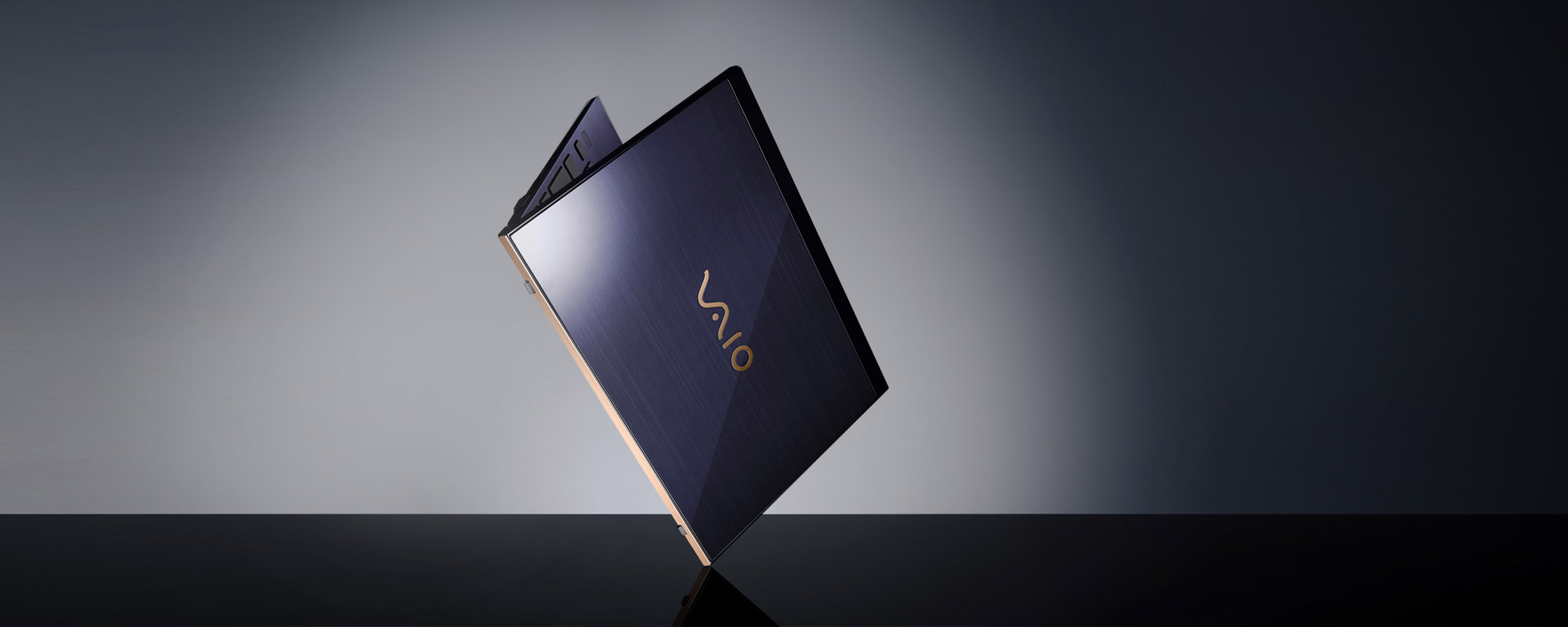 VAIO Z 勝色