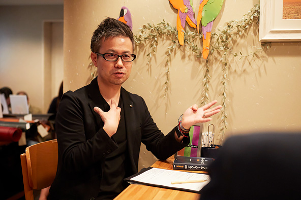 img_area4_interview1