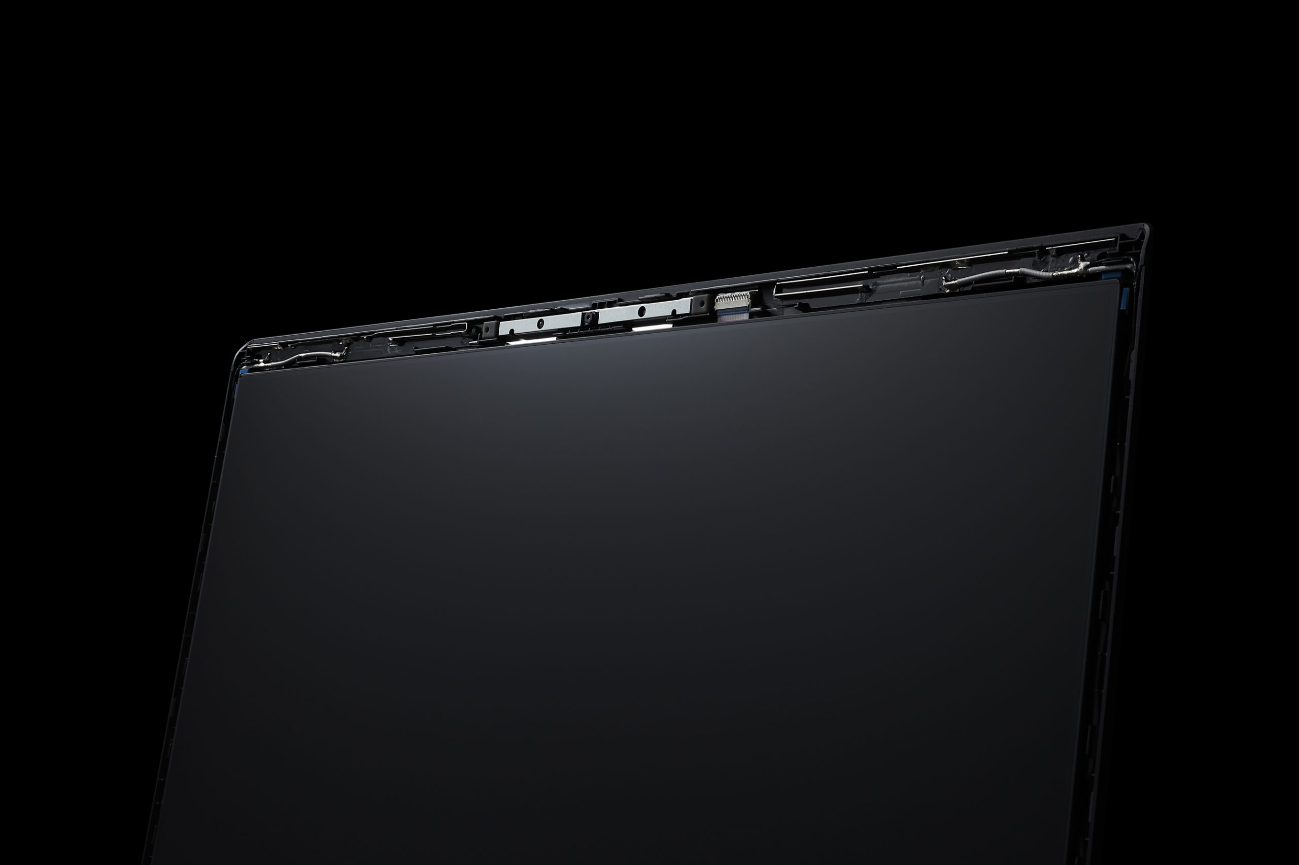 VAIO Pro PG（VJPG32シリーズ）のPC 上部アンテナ部分